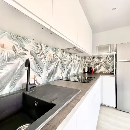 Apartment Eden Les Pins Plages Juanita By Weekome